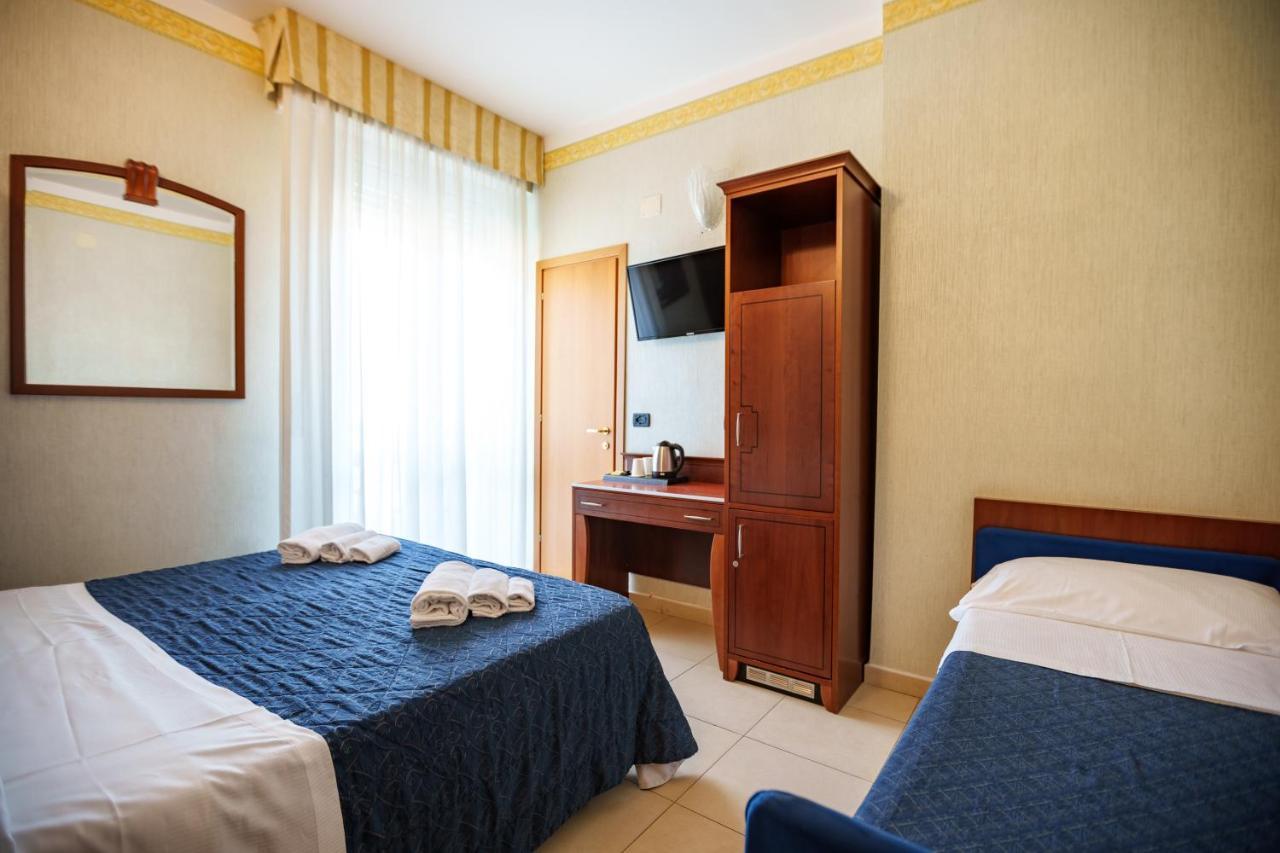 Hotel Rex Rimini Luaran gambar