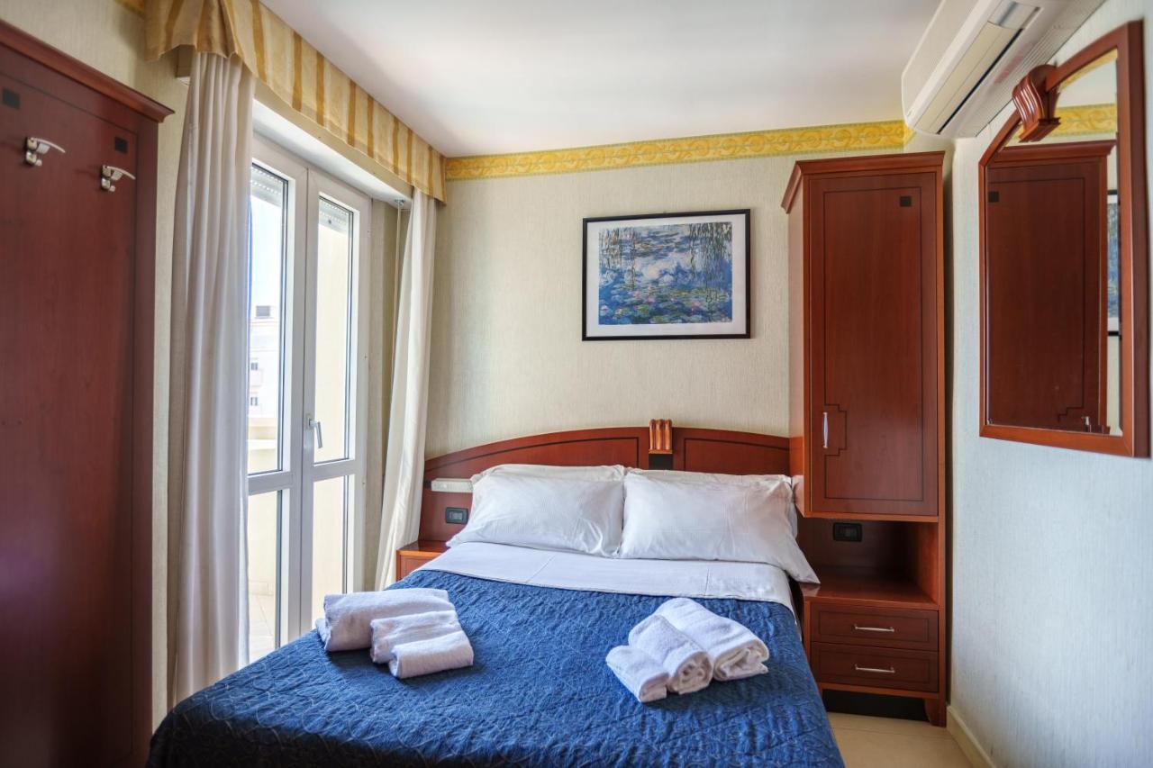 Hotel Rex Rimini Luaran gambar