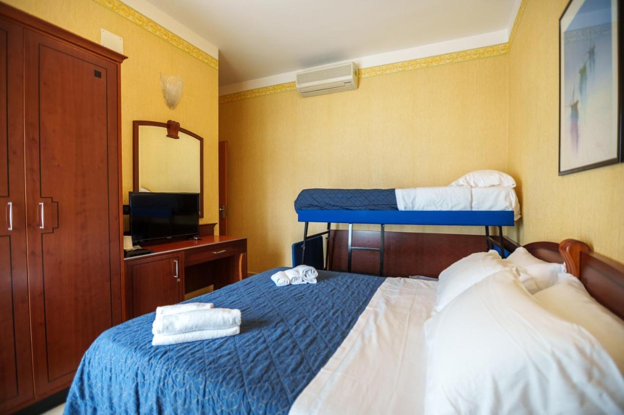 Hotel Rex Rimini Luaran gambar