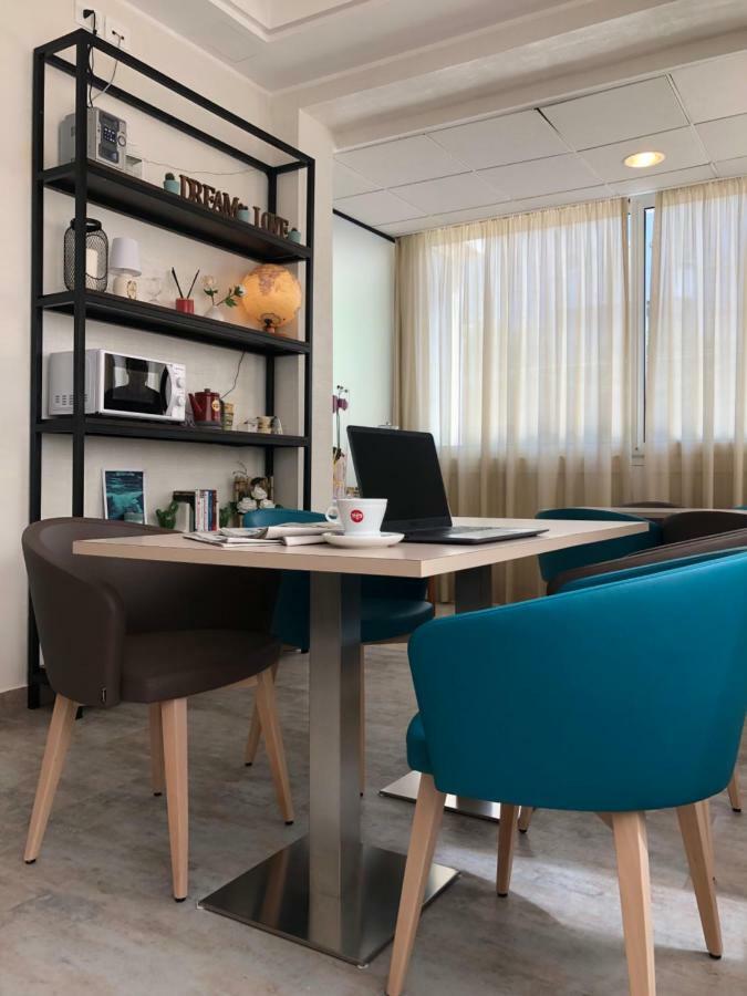 Hotel Rex Rimini Luaran gambar